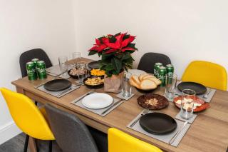 4 Bedroom Flat Near Sheffield City Centre Sleeps 7 - 4