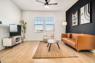 Boulevard Stays Luxe 1BR by Stadium Pool Parking Gym 03 - Glendale - 1