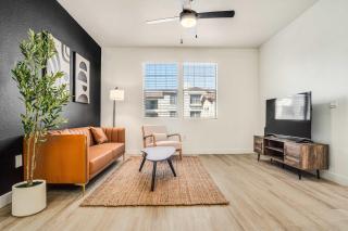 Boulevard Stays Luxe 1BR by Stadium Pool Parking Gym 07 - Glendale - 1