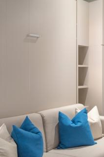 Sophisticated Studio Unbeatable Reading Location F10 - Reading - 3