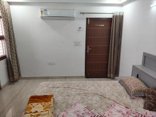 Peaceful Room in PinkCity - 2