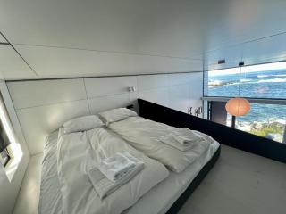 High end sea cabins at Å in Lofoten - 7