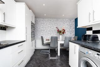 2 Bedroom House-Free Parking - Rosyth - 4