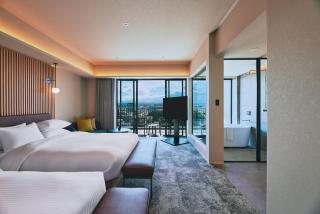 edit x seven FUJI GOTEMBA - 2