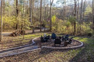 Fall Foliage! Private Fire Pit! Hot Tub! Arcade! - 2