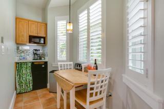 Riverfront Florida Studio with Pool and Hot Tub Access - 7