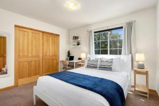 Rigden Retreat Garage, Dog Friendly, Near Trails - 7
