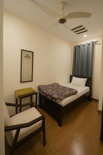 Noor Sky Lodge - Islamabad - 1