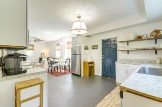 4 Mi to UGA Bright and Airy Athens Apartment! - 2
