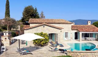 Magnifique et spacieuse villa - 9
