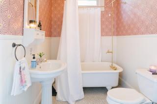 Historic Gem 4 BR with POOL, walk to all hotspots - 3