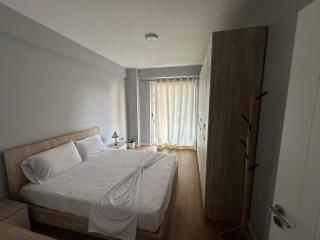 Starli Apartment - Tirana - Tirana - 3