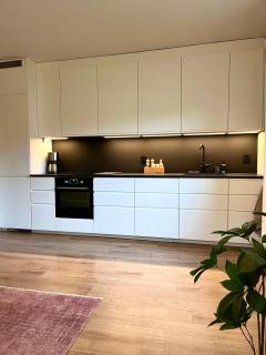 Modern apartment with a balcony and free parking - 4