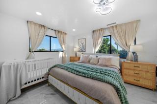 Entire Private 3BR-2Bth, Mountain View, Jetted Tub, 2500 sqft, King Bed,Garage, Available Now - 4