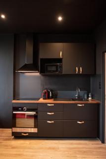 Qualys Cinema-Parking & View Square - 3