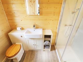 Elm Lodge - Ulverston - 1