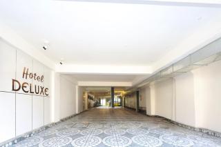 Hotel O Deluxe - 8