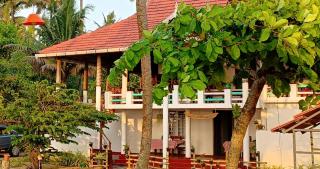 Marari Praise Beachfront Homestay - Mararikulam - 9