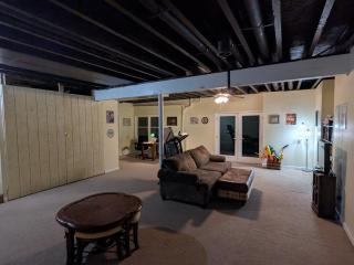 Charming family home in private neighborhood - Morgantown - 4