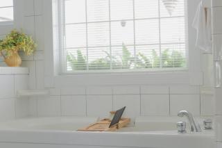 Barren Breeze Bed and Breakfast - 4