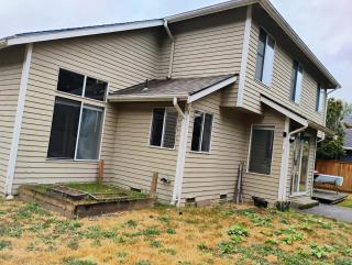 Cedar river 1 BR in 3 BR house - 8
