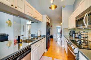 Paddle, Bike & Relax! Canal-Front Cape Coral Home - 3