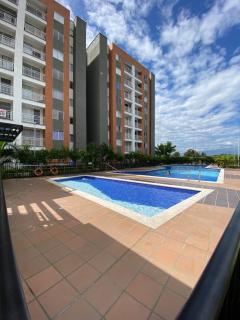 Modern apart with pool, 2bedrooms, AC and security - 4