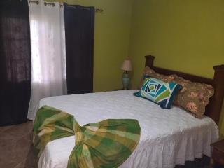 Orange Hill Manor - 3