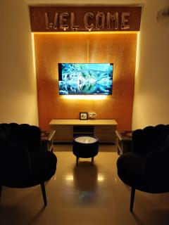 Cozy 2 Bedroom Flat with HighSpeed WiFi E-11,3 - Islamabad - 0