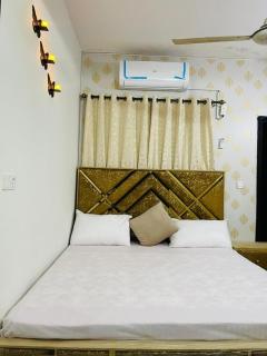 Cozy 2 Bedroom Flat with HighSpeed WiFi E-11,3 - Islamabad - 8