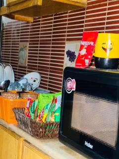 Cozy 2 Bedroom Flat with HighSpeed WiFi E-11,3 - Islamabad - 5