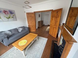 Charming Stratford Hideaway Whole 2 Bedroom House incl Courtyard Garden - Londra - 7