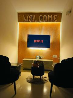 Cozy 2 Bedroom Flat with HighSpeed WiFi E-113 - Islamabad - 3