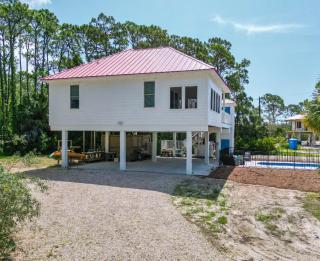 Island Vibes NEW Pool Pet Friendly Fall rates - 2