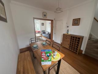 Charming Stratford Hideaway Whole 2 Bedroom House incl Courtyard Garden - 6