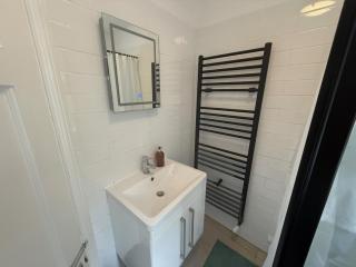 Charming Stratford Hideaway Whole 2 Bedroom House incl Courtyard Garden - Londra - 1