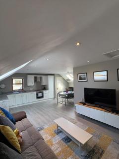 Modern Country Loft, Ballymena - 4