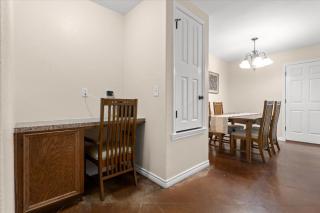 Chic 3BR Home in a Top-Rated Location - 2