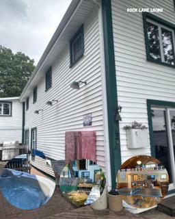 House and BoatHouse - Lake Mills - 7