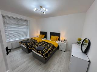F1 2BR Free Parking Walk Dist CityC - Glasgow - 3