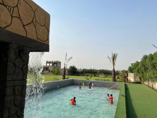 Rana Jee farmhouse - Lahore - 0