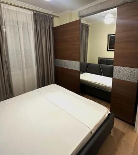 Tirana's Comfy Apartment - Tirana - 9