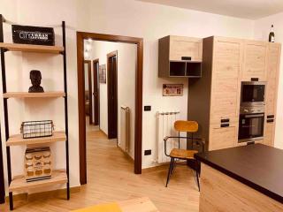 Nuovissimo appartamento moderno con box auto - Sassari - 5