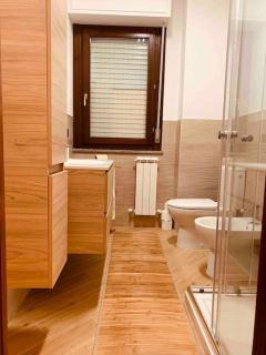 Nuovissimo appartamento moderno con box auto - Sassari - 2