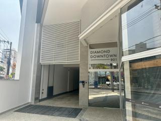 Downtown 2 Suites Piscina, ar, academia, cowork e vaga - 3