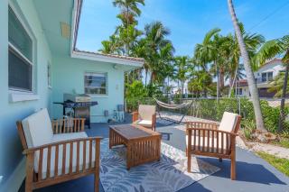7 beds Walk 2 BEACH Great for Families & Groups - 6