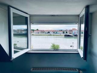 Gravelines Beach Apartment - 1