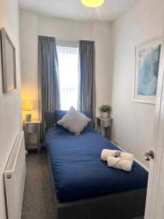 Stylish 3 Bed Home Near Oxton Village & Liverpool - Birkenhead - 6