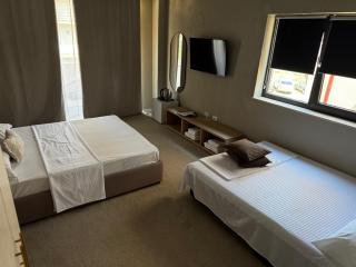 Bella studio-only adults - 8