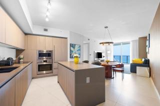 Oceanfront Luxe Apt 24th Floor - Hollywood - 5